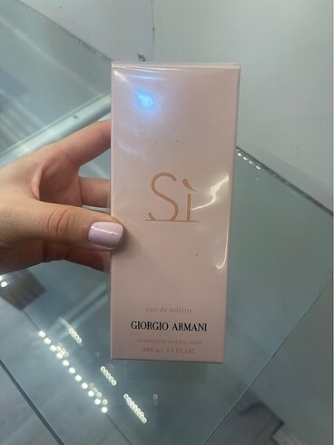 Armani Si
