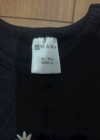 Siyah Kısa Kollu Kız Tişörtü - Görsel 3