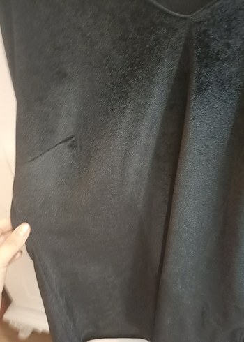 Siyah V Yakalı Uzun Kollu Kadife Bluz - Görsel 3