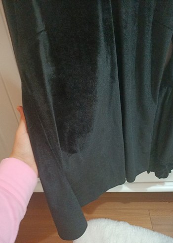 Siyah V Yakalı Uzun Kollu Kadife Bluz - Görsel 5