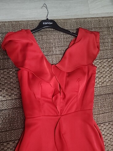 Kırmızı abiye - Görsel 3