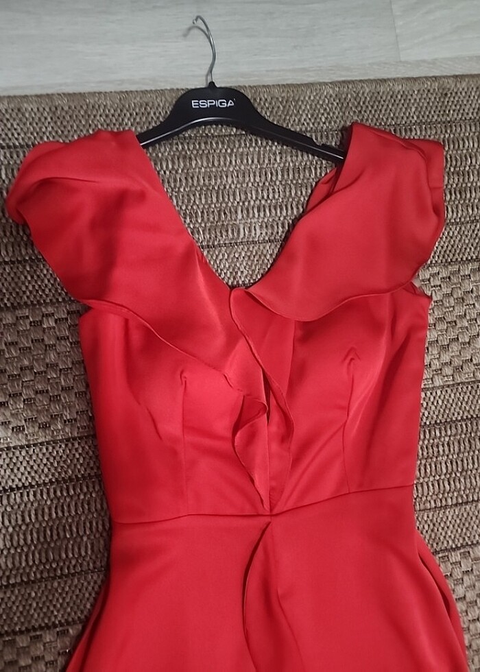 Kırmızı abiye - Görsel 3