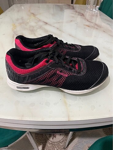 Reebok Orjinal Reebok Bayan spor ayakkabı