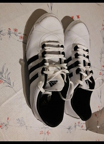 Adidas 38,5 spor ayakkabı