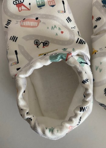 Beyaz Baskılı Bebek Patik - Görsel 3