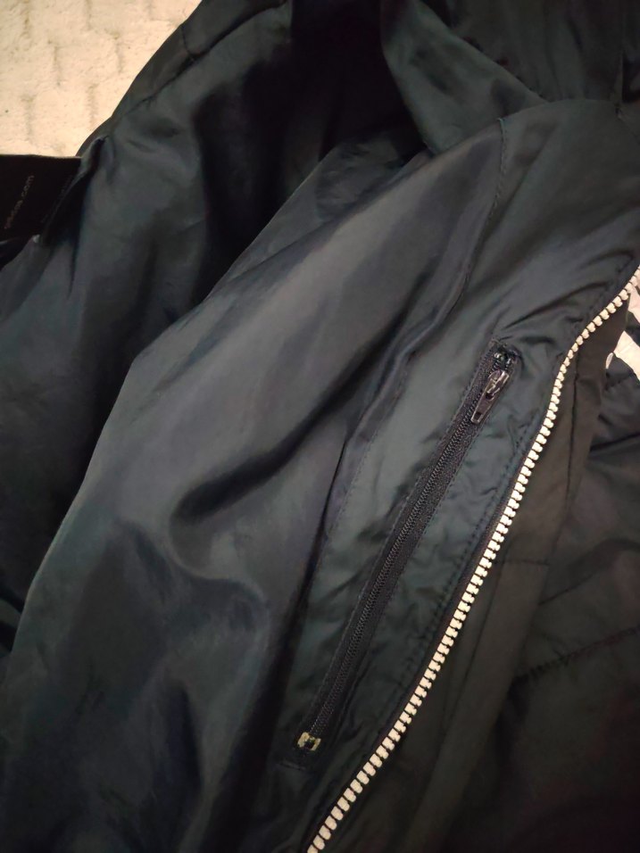 Adidas Kapüşonlu Fermuarlı Erkek Mont - Görsel 4