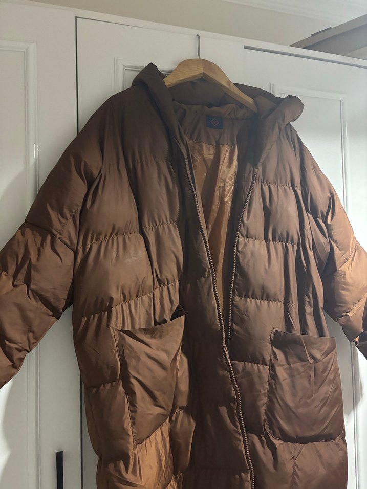 Kahverengi şişme mont - Görsel 2