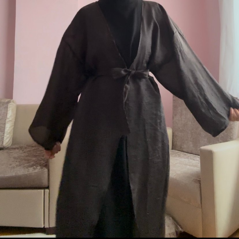 Siyah Uzun ve Bol Kesim Gotik Kadın abaya - Görsel 2
