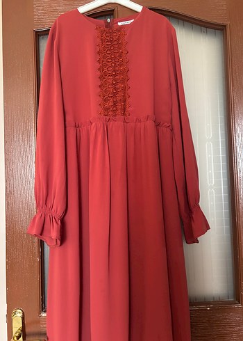 Kırmızı Nakışlı Uzun Bohem Elbise - Görsel 3
