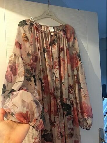 H&M çiçekli şifon elbise