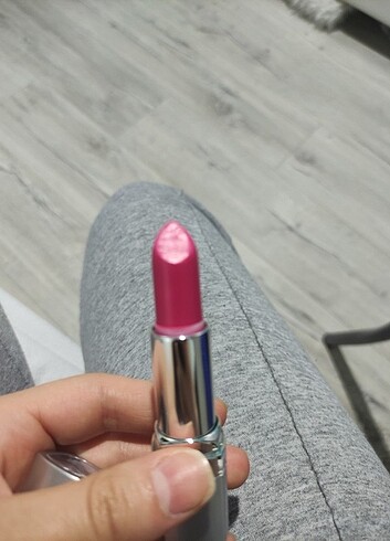 Avon Avon ruj