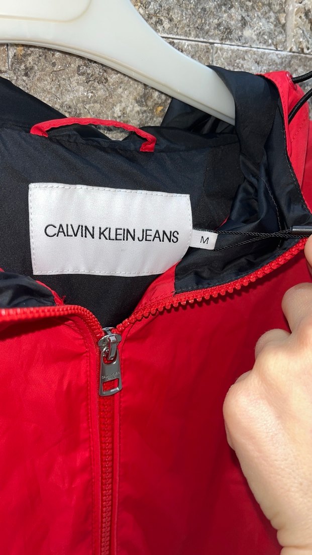 Orjinal calvin klein yağmurluk ceket - Görsel 3