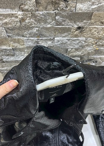 Siyah Deri Biker Ceket Kemer Detaylı - Görsel 7