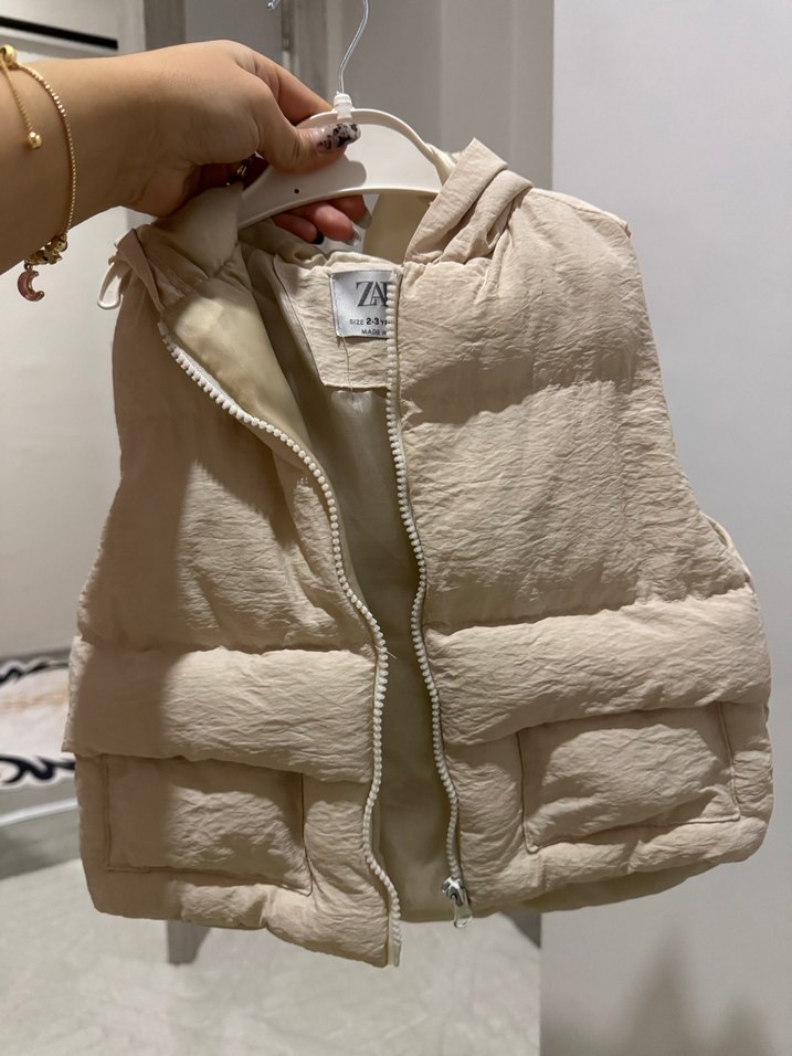 Kız Çocuk Bej Kolsuz Fermuarlı Yelek - Görsel 5