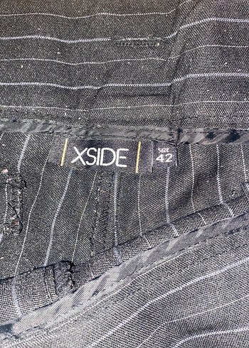 Çizgili Siyah Şort - Görsel 2