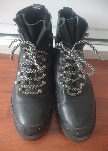 39 Beden Derimod Siyah Deri Platform Bot