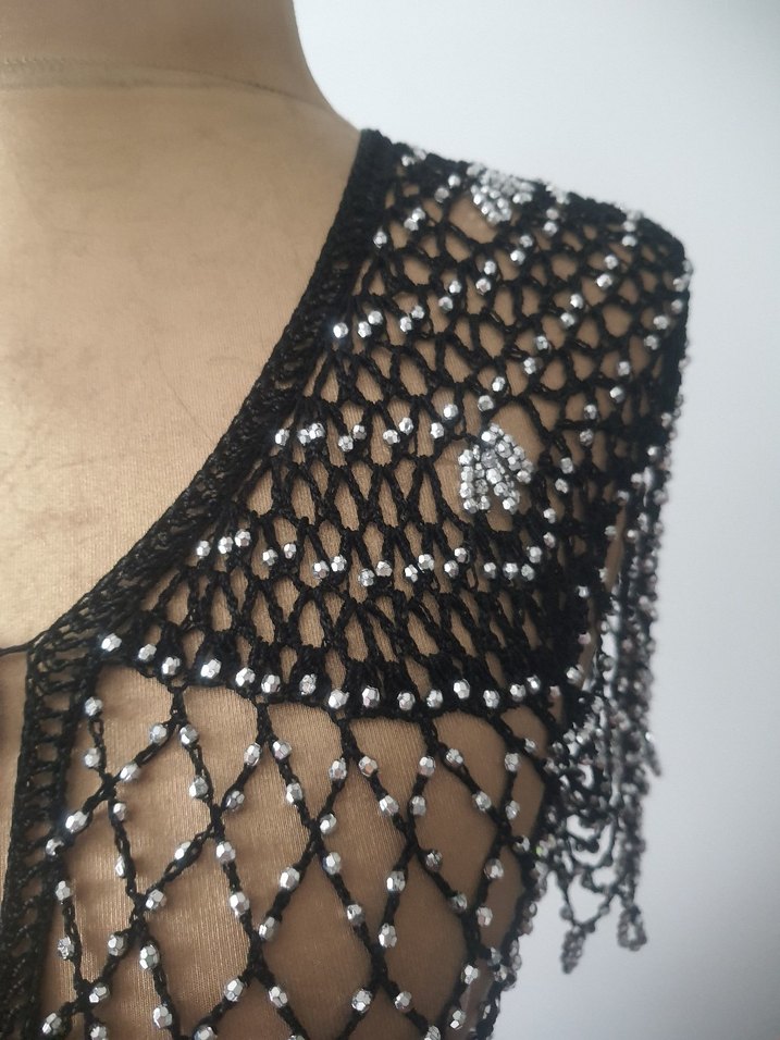 Boncuk İşlemeli Siyah Gotik Vücut Zinciri - Görsel 2