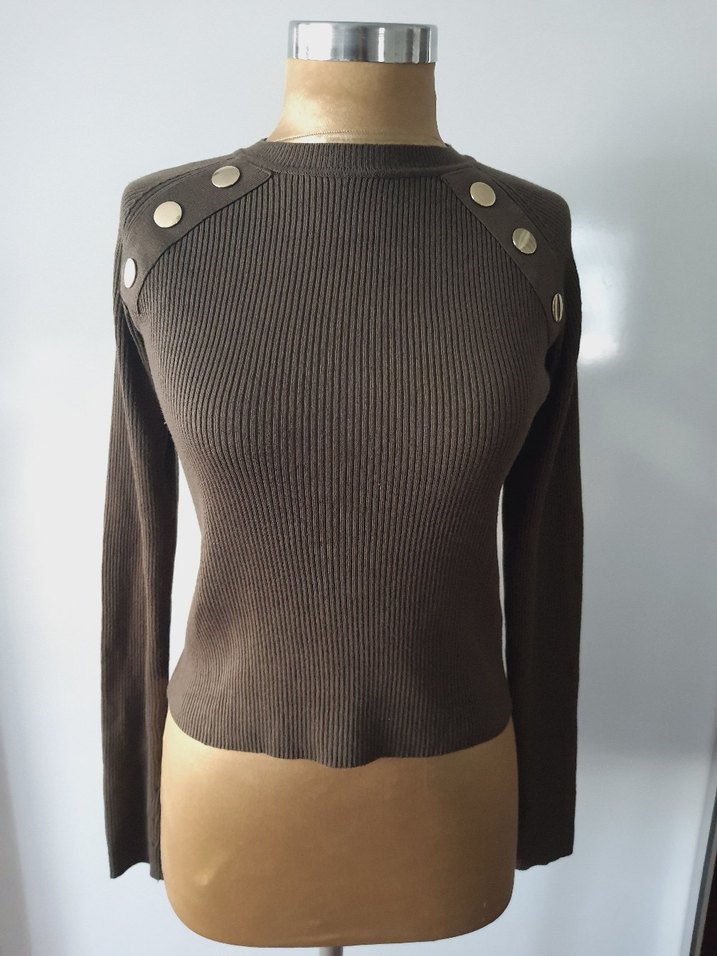 Düğmeli Yüksek Yaka Kadın Kazak - Görsel 2