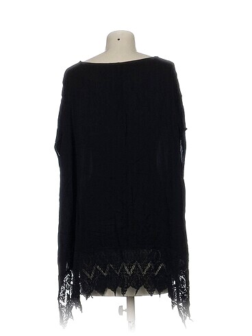 m Beden Stradivarius Bluz %70 İndirimli.