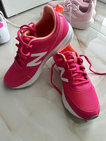 40 Beden pembe Renk New Balance Kadın Spor Ayakkabı
