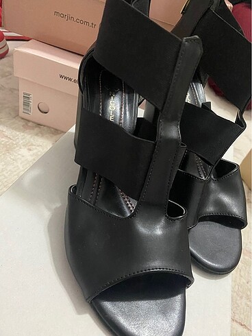 Zara Topuklu ayakkabı