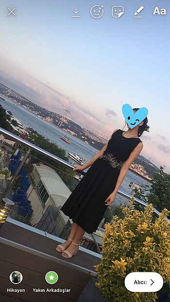 Siyah orta boy abiye elbise