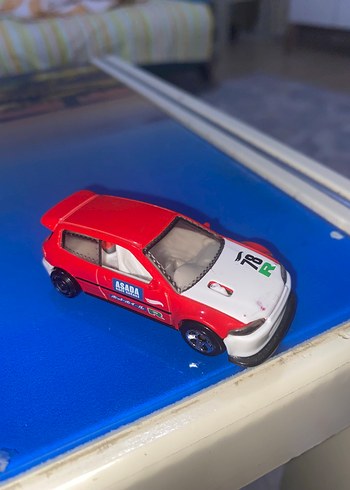 Kırmızı HONDA Oyuncak Araba