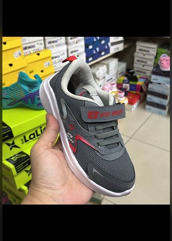 Gri Erkek Çocuk Spor Ayakkabı Velcro