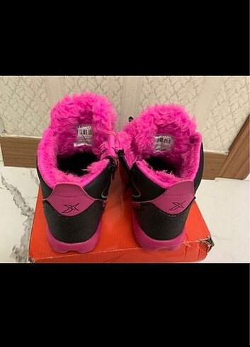 Kinetix Pembe kinetix bot