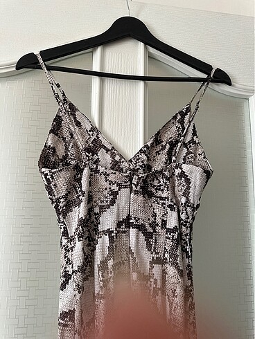 xs Beden çeşitli Renk H&M saten elbise
