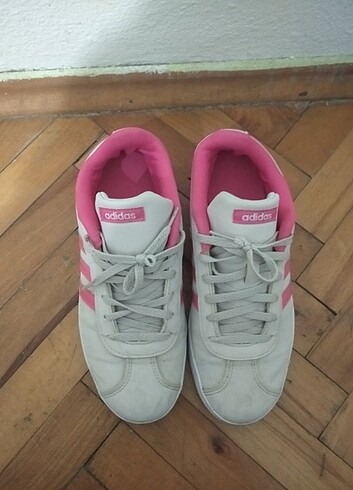Adidas ayakkabı 