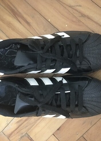 42 Beden siyah Renk Adidas erkek ayakkabı 