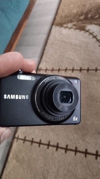 Samsung st65 14.2 megapixels 
