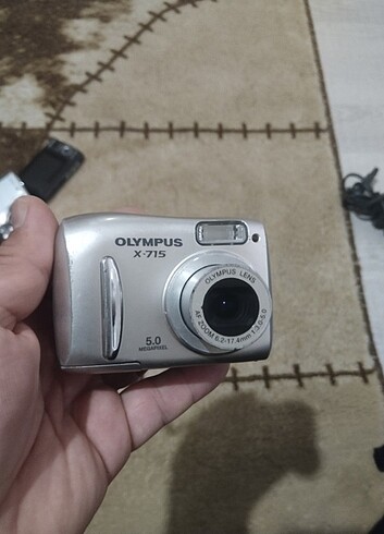 Olympus x 715 5.0 megapixel