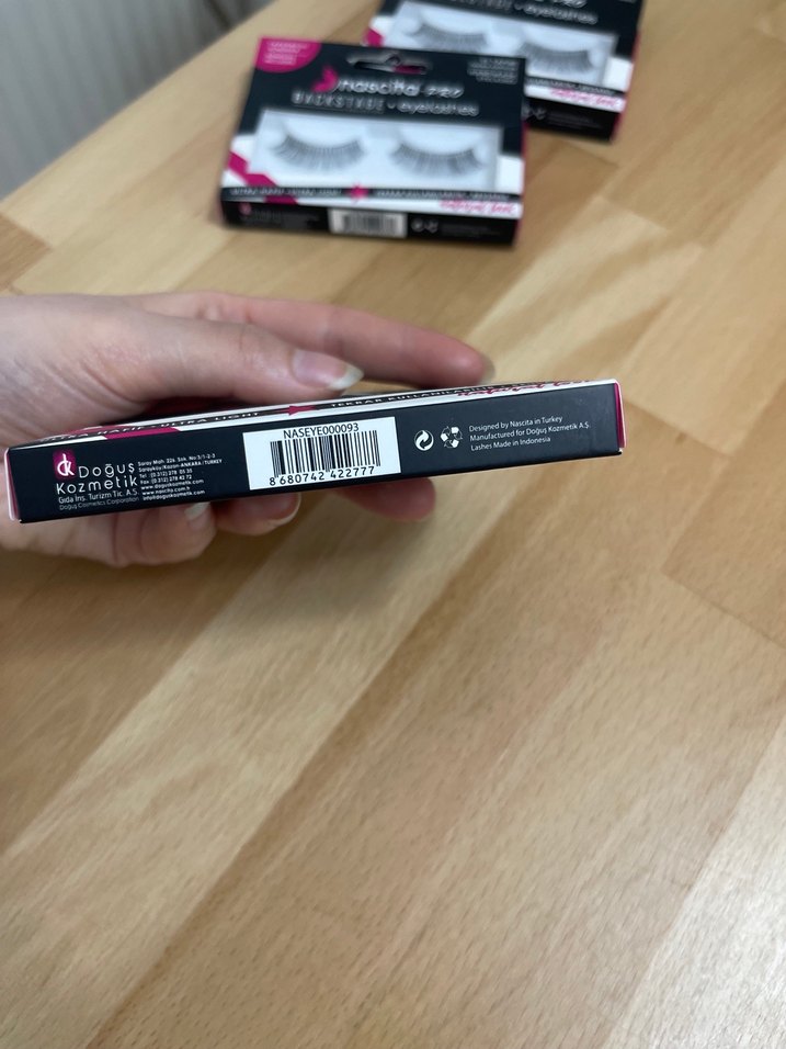 Nascita Pro Ultra Hafif Takma Kirpik - Görsel 3