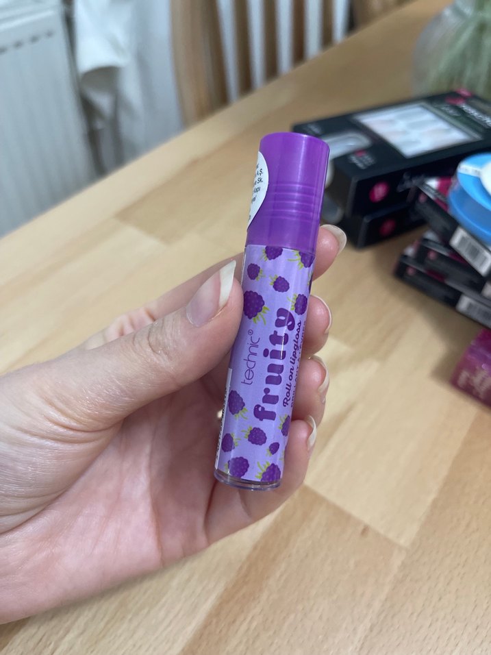 Meyveli Mor Dudak Parlatıcısı - Görsel 5