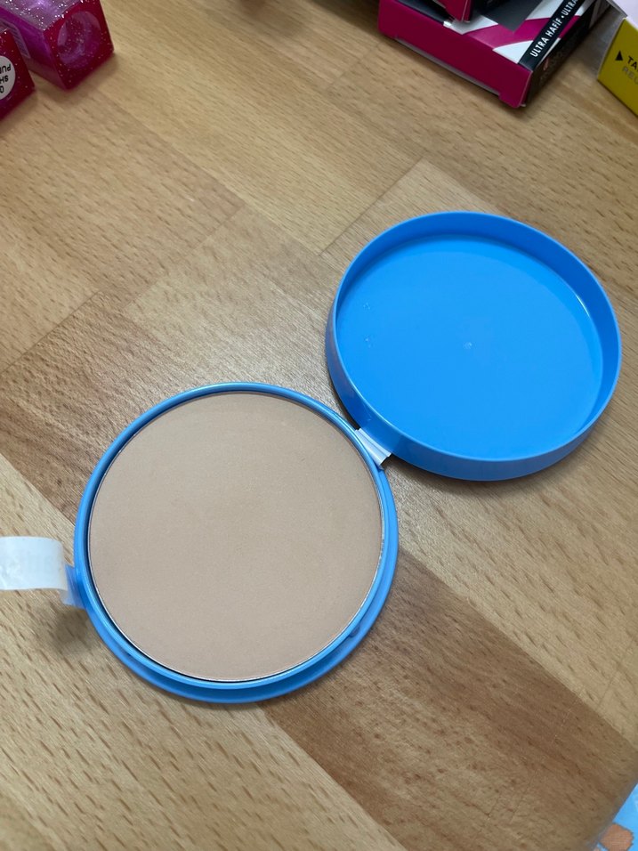 Rimmel Kind & Free Pressed Pudra 020 Light - Görsel 4