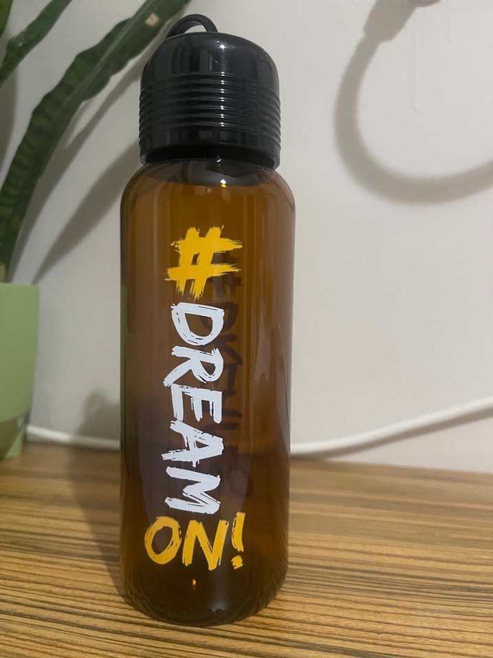 Renkli Yazılı Kahverengi Cam Su Şisesi - Görsel 3