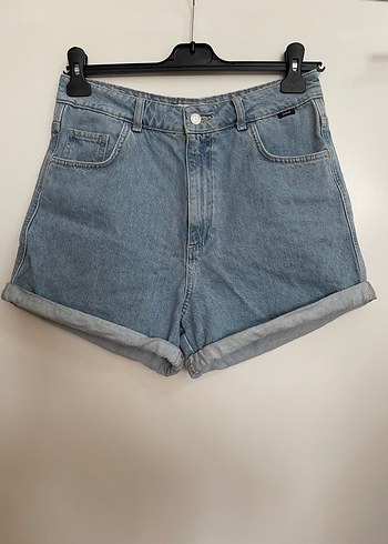 28 Beden Mini Kot Şort
