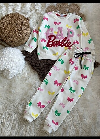 6 Yaş Beden GAP Barbie kız takım