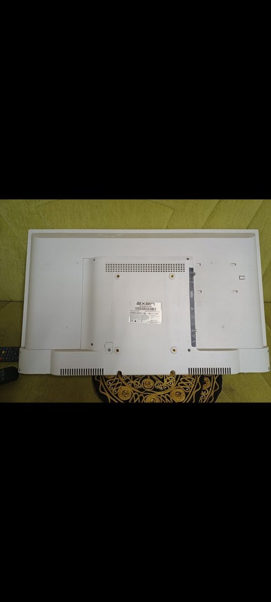 Beyaz Renkli Monitör - Görsel 2