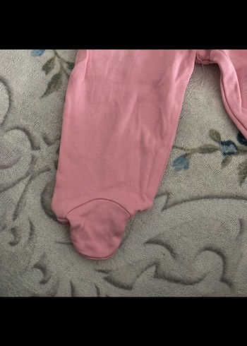 Dantel Detaylı Pembe Bebek Hastane Kıyafeti - Görsel 3