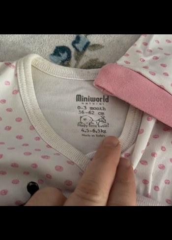 Dantel Detaylı Pembe Bebek Hastane Kıyafeti - Görsel 6