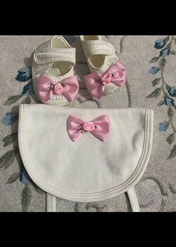 Fiyonklu Beyaz Bebek Kız patik ve önlük - Görsel 4
