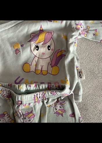 Unicorn Baskılı Gri Bebek Kız Takımı - Görsel 2