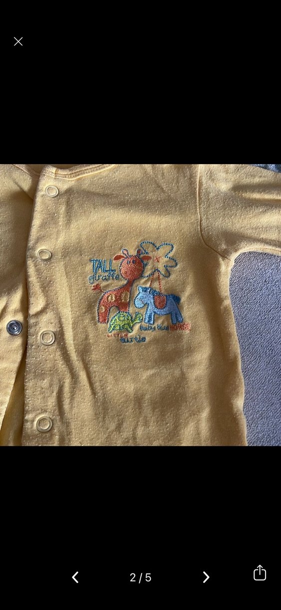 Sarı Düğmeli Bebek Tulum - Görsel 2