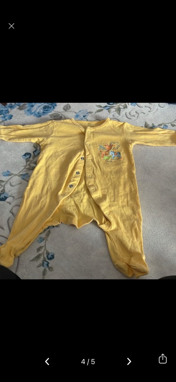 Sarı Düğmeli Bebek Tulum - Görsel 4