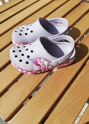 Crocs kız çocuk terlik 