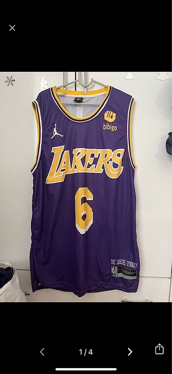 Lakers forma
