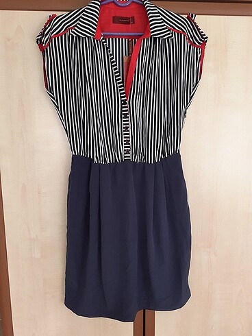 Kısa yazlık elbise - Görsel 5